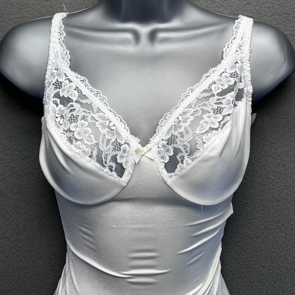 Vintage Women Full Slip White Lace Trim Underwire 34C Coquette Pinup Loungewear - Picture 2 of 8